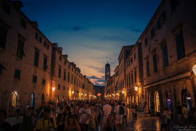 Stradun at night