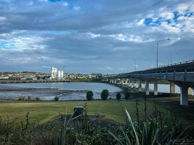 Bridge to the city