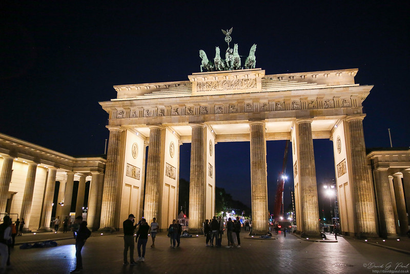 Brandenburg Gate at night