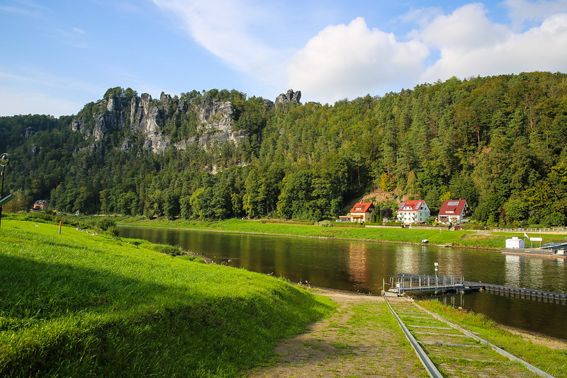 Countryside with the river Elbe flowing through