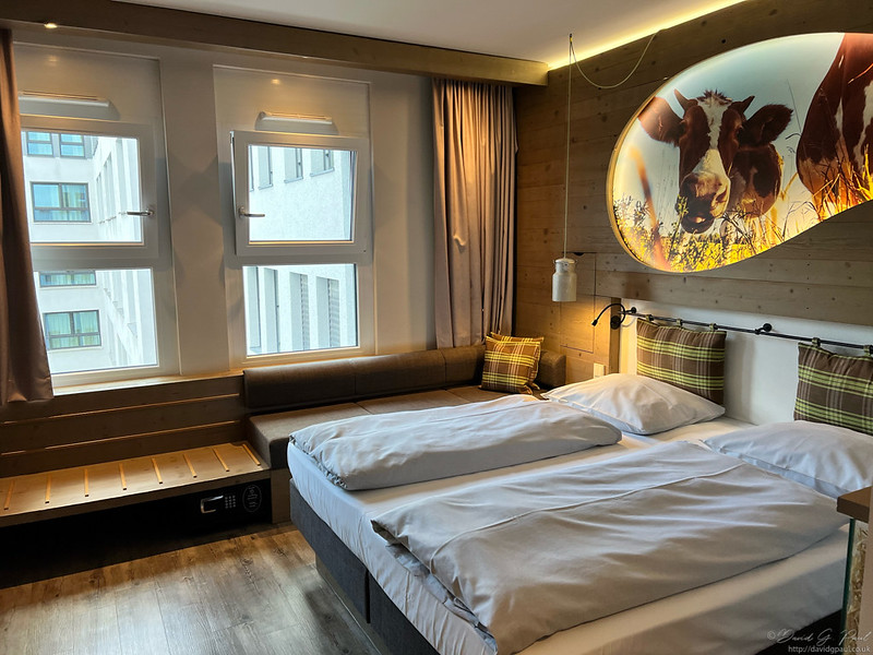 Hotel Cocoon