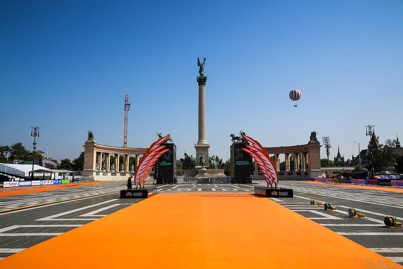 Heroes' Square