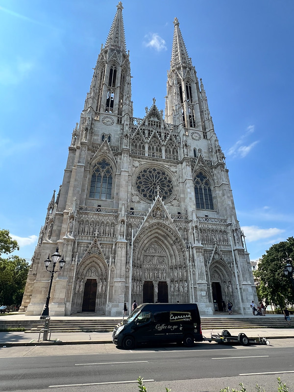 Votive church
