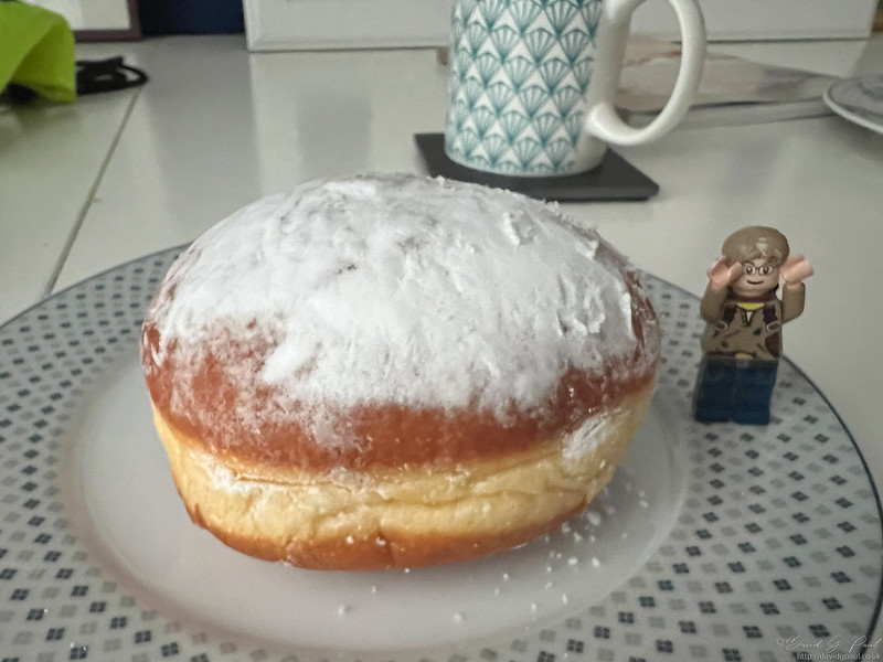 Krapfen (Apricot jam filled doughnut)