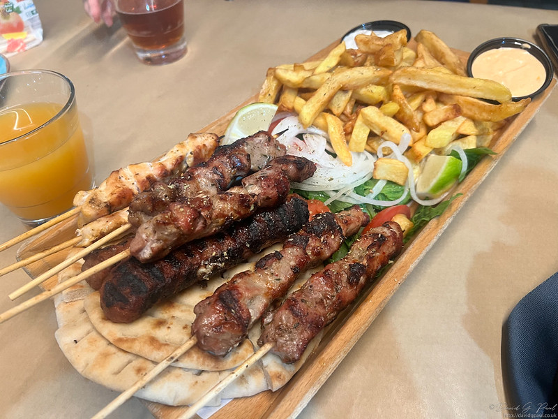 Souvlaki.gr - Traditional Platter
