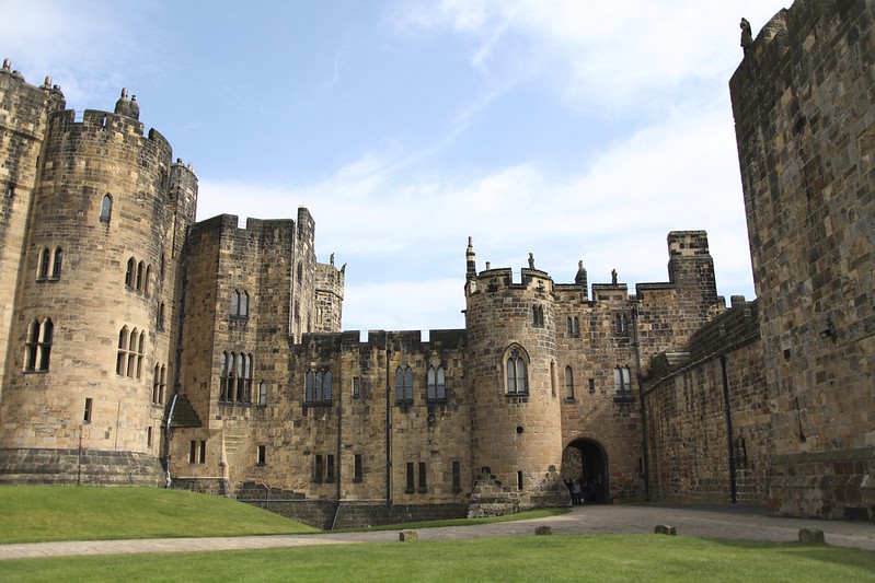 Alnwick Castle - Courtyard