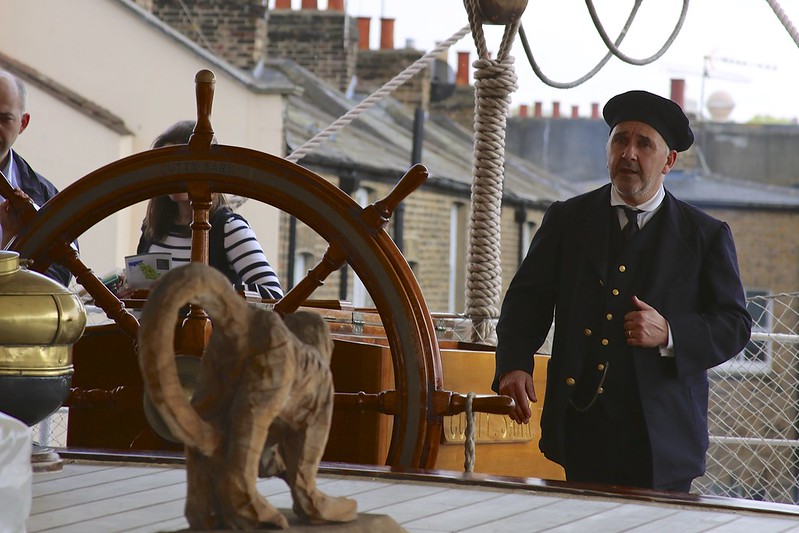 Captain on deck!