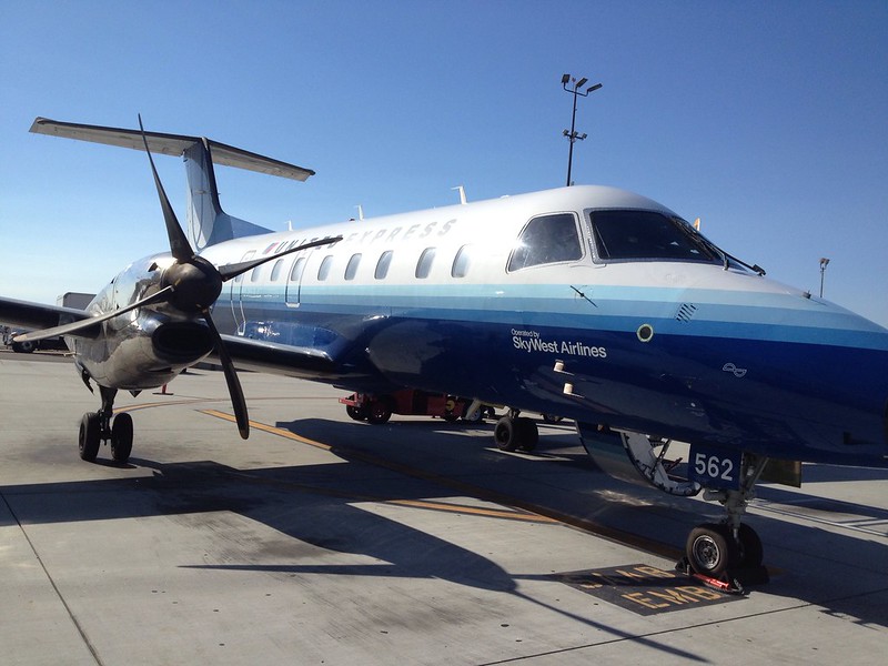 SkyWest Airlines flight to San Diego